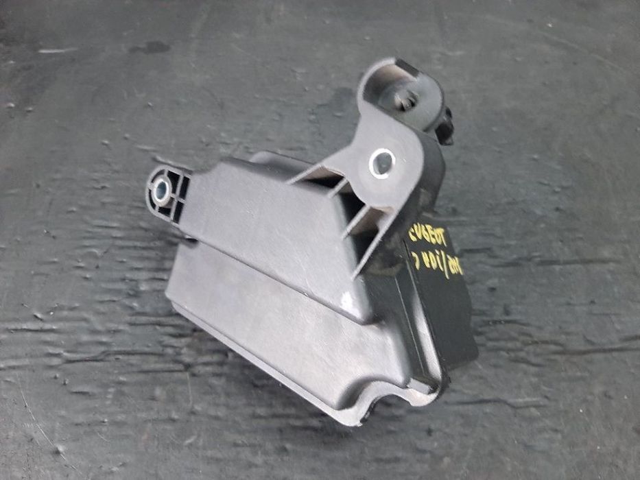 rezervor vaccuum 2.0 hdi rhr peugeot 308 407  citroen c5 c4 9646411180
