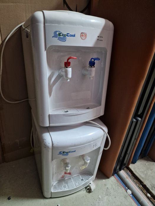 Диспенсер для воды, кулер. 2шт