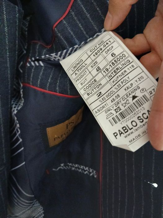 Продам мужской костюм