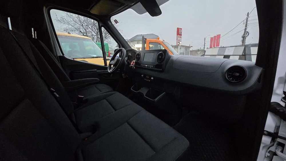 Mercedes sprinter 319 maxi 230000km cutie automată