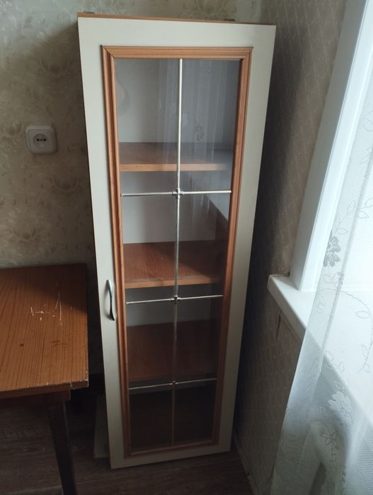 Пенал кухонный в хорошем состоянии.