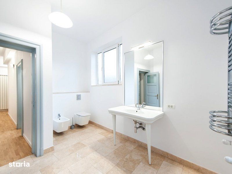 Aviatorilor,  etaj 1 vila / apartament 4 camere / 120 mp