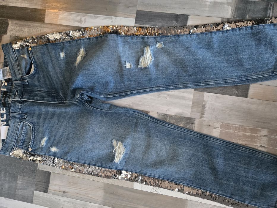 Дамски дънки GUESS