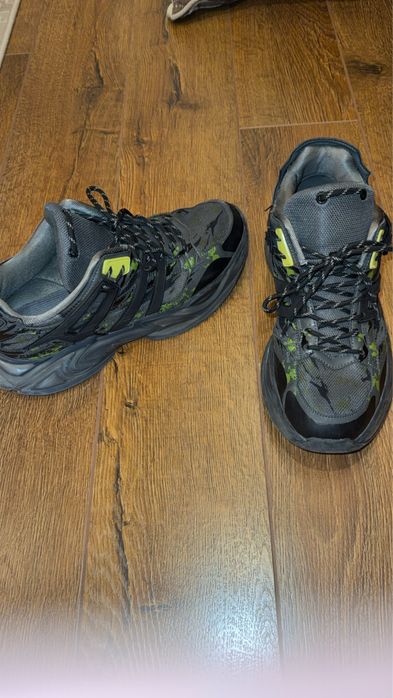 Спортни обувки Guess