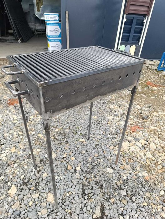 Gratar de gradina din tabla de 3 mm dimensiuni 60/40/85h