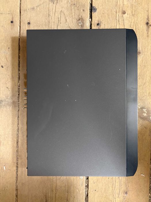 DVR Hikvision DS-7204HUHI-K1 8 canale IP, 4 canale Turbo HD H.265+ folosit 3 luni stare ca nou