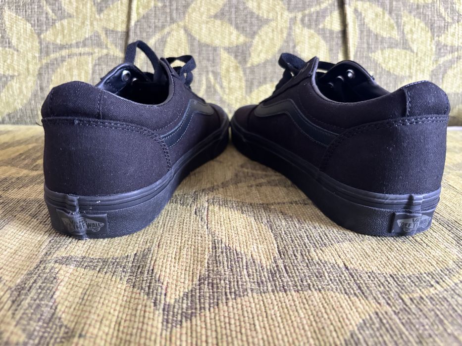 Нови Мъжки маратонки Vans Ward