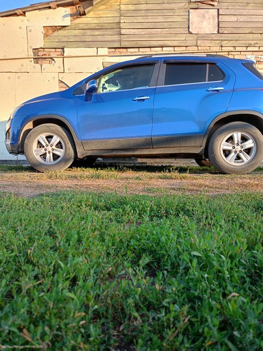 Шевролет треккер