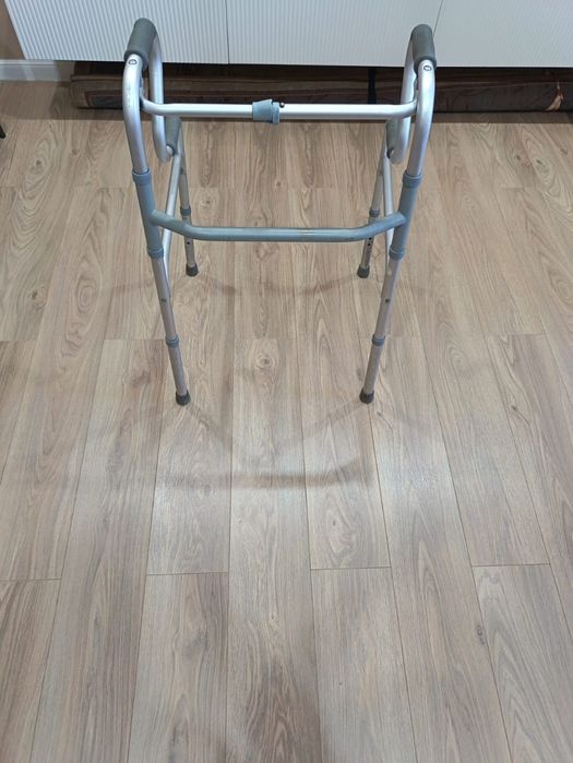 Продам ходунок для взрослых