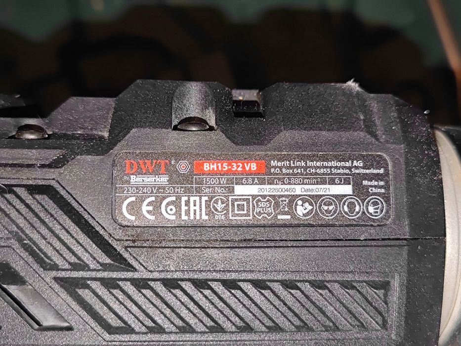 Перфоратор DWT BH-15 32v