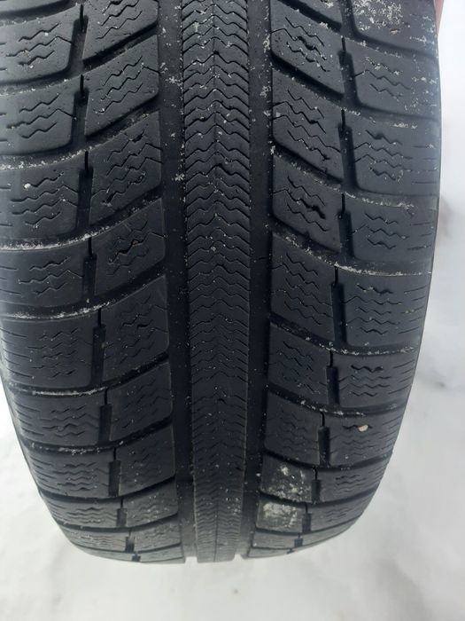 Продам шины 225/50/17 мишилин