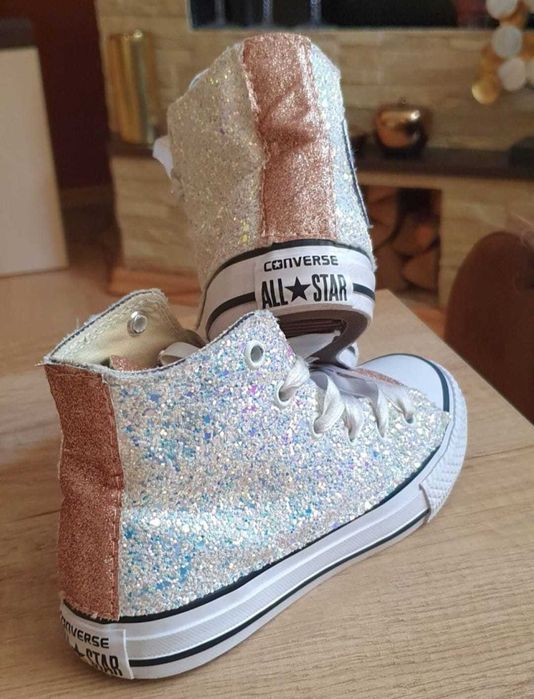 Converse ghete originale,unicate ,fete marimea 29