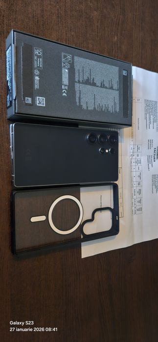 Vand / Schimb Samsung S 25 Ultra Titanium Black 256 Gb 12 Gb   ca nou