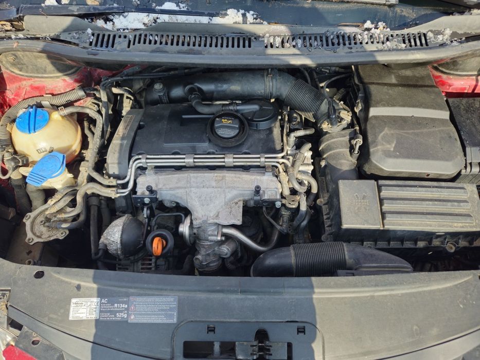 Фолксваген Туаран 2.0 136к.с на части VW Touran 2.0tdi 136 na chasti