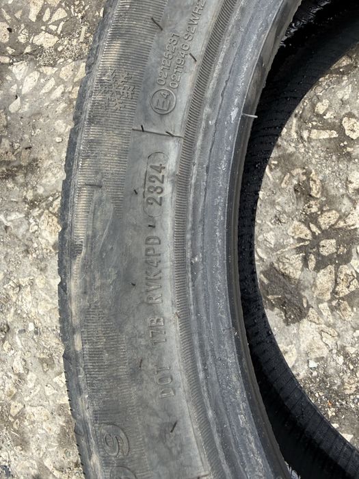 2 броя зимни гуми Sonix 275/40 R20 Dot 2324 ном 521