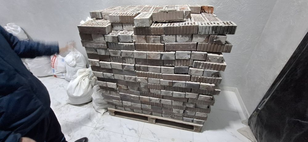 Продам облицовочный кирпич