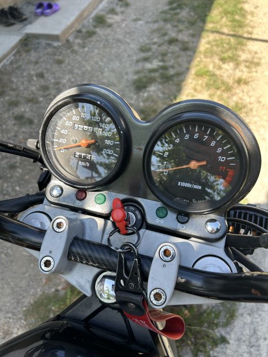Suzuki GS 500 2005