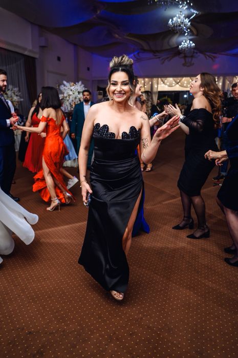 Rochii nașă/domnisoara onoare/banchet etc - zi,seară