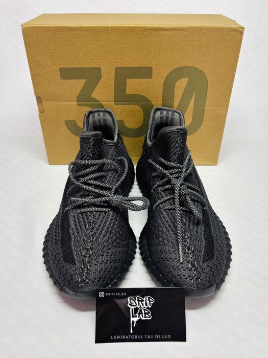 Yeezy 350 Black Static