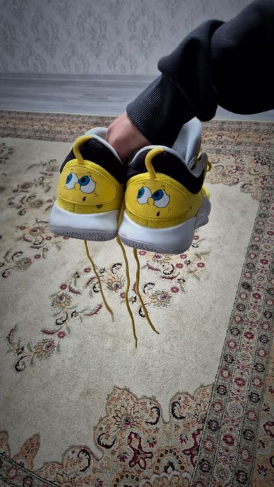 Hyperdunk Sponge Bob