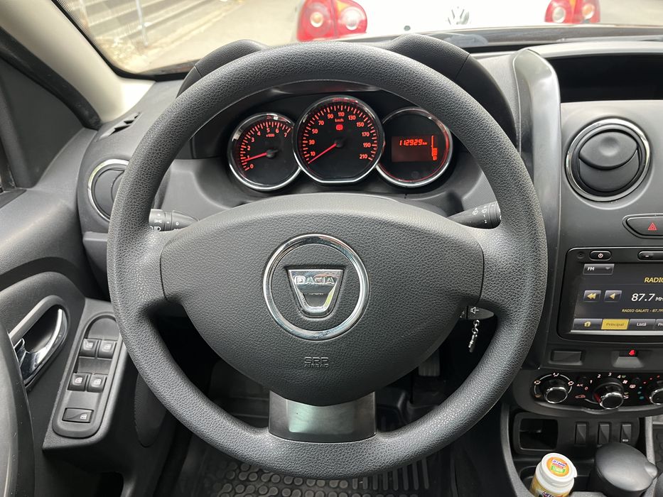 Vanzare Dacia Duster 2015