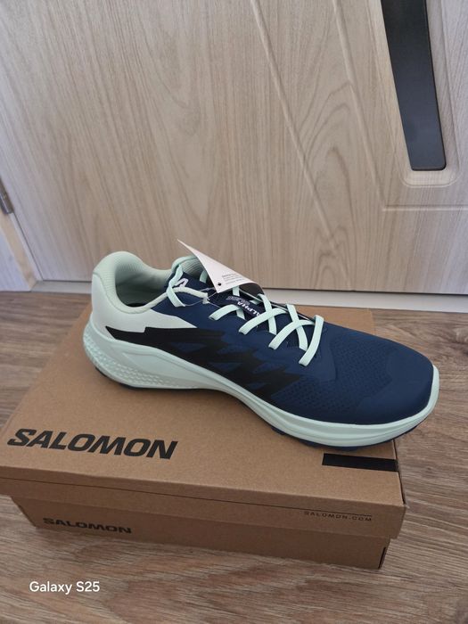 Чисто нови маратонки salomon 43 1/2