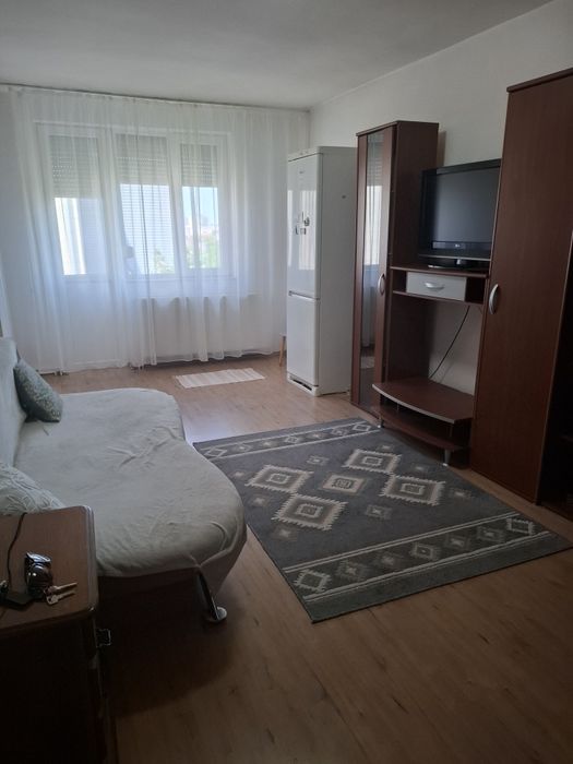 Garsonieră de închiriat
