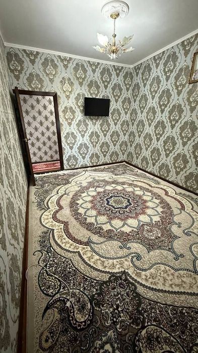 23мкр  4-ханалы квартира сатылады. Бахасы 405млн сум,келисими бар.