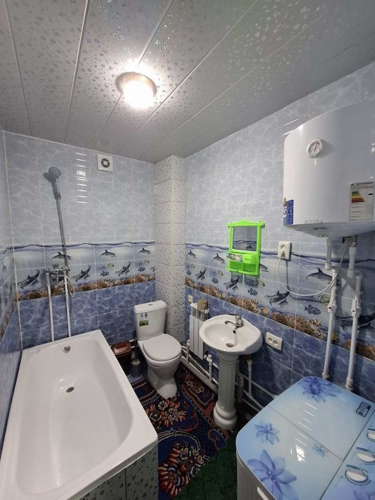 Горгазда жойлашган, 2 хонали килинган квартира ижарага берилади