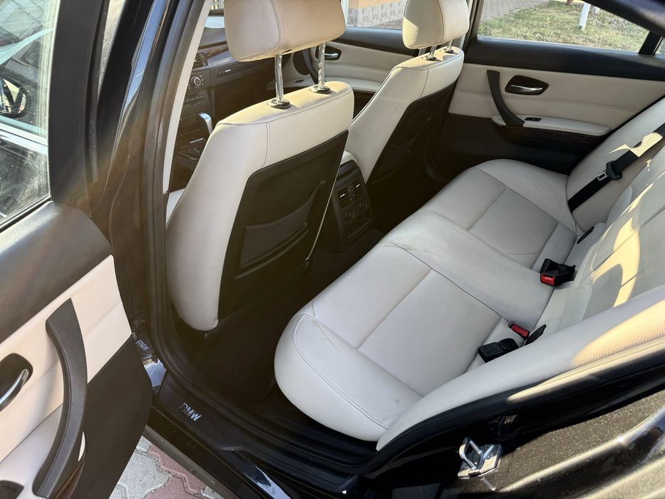 Bmw 320i E90,Cutie automată,Navigație mare,Piele,Euro 5