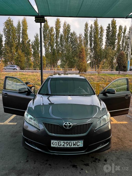Toyota camry 40 Sotiladi