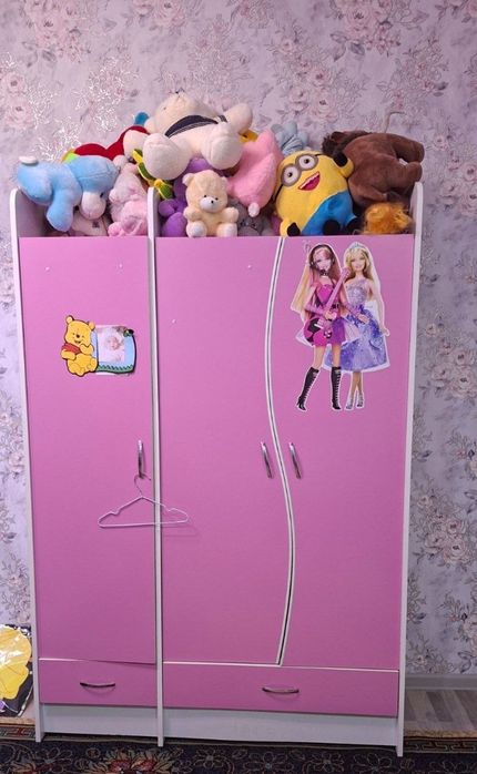 Bolalar mebeli sotiladi,qizlar uchun