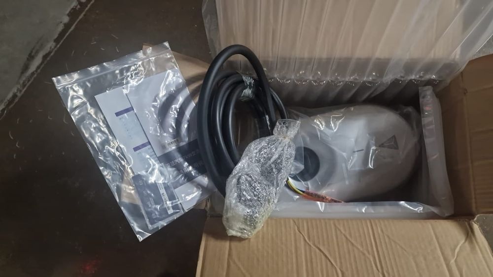 Продам новую зарядную станцию GBT 7KV 32AM