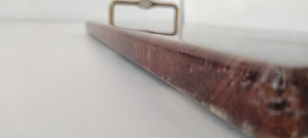 Поднос от епоксидна смола и уникална дървесина.Дизайн решение.