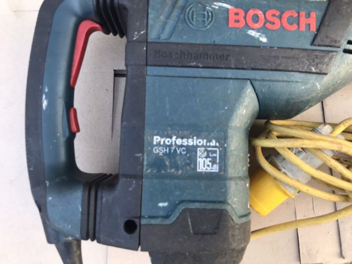 Ciocan Demolator Bosch Gsh 7 Vc SDS-Max 110V