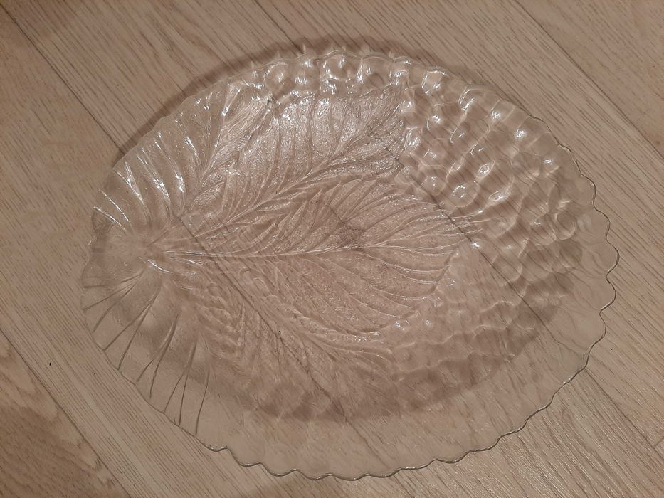 Тарелки        блюдо