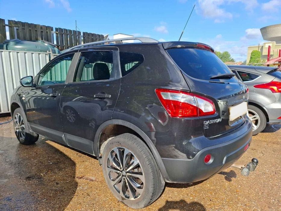Emblema Nissan Qashqai facelift (2010-2013) [NJ10] 2011