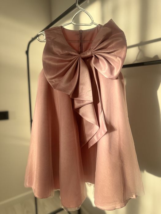 Платья на девочку