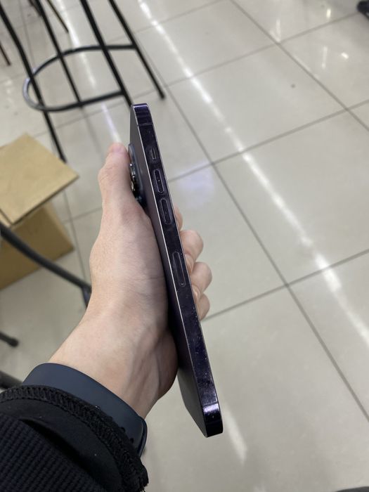 Срочно продаю iPhone 14 PRO MAX 256/90%