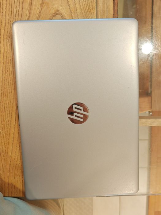 Laptop HP 255 G8 și  lenovo  V15 Ada , ryzen 5 3500U impecabil