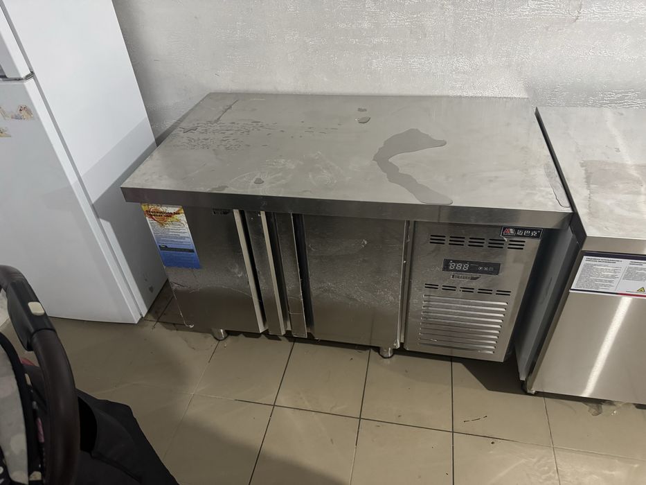 Стольный холодильник от брэнда maibake