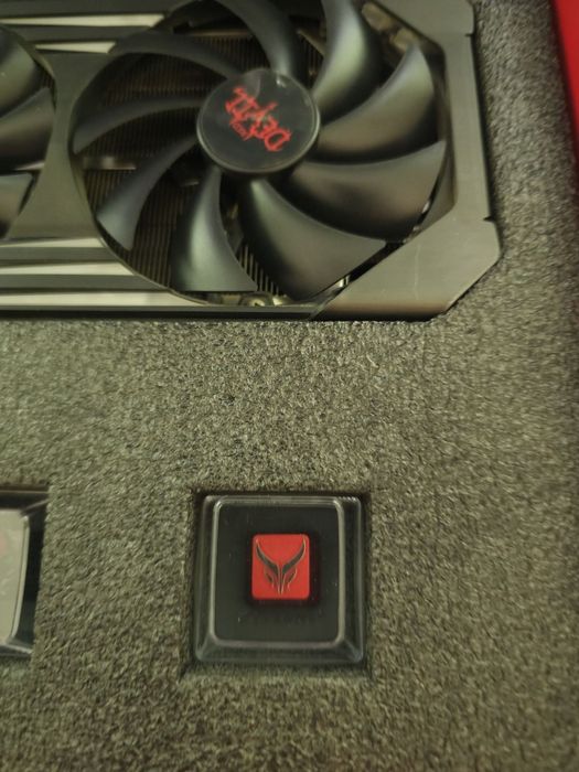 Продавам/Бартер Amd RX 6800XT 16GB Limited Edition!