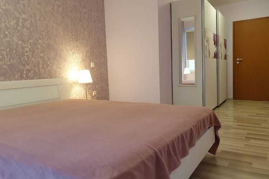 Дава се под наем Двустаен апартамент в Бургас, Център - 60 кв.м за 127.5 € - Снимка #5