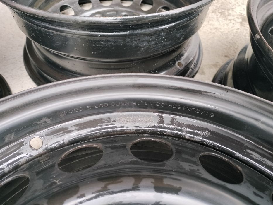 Roti suzuki 215/60R16