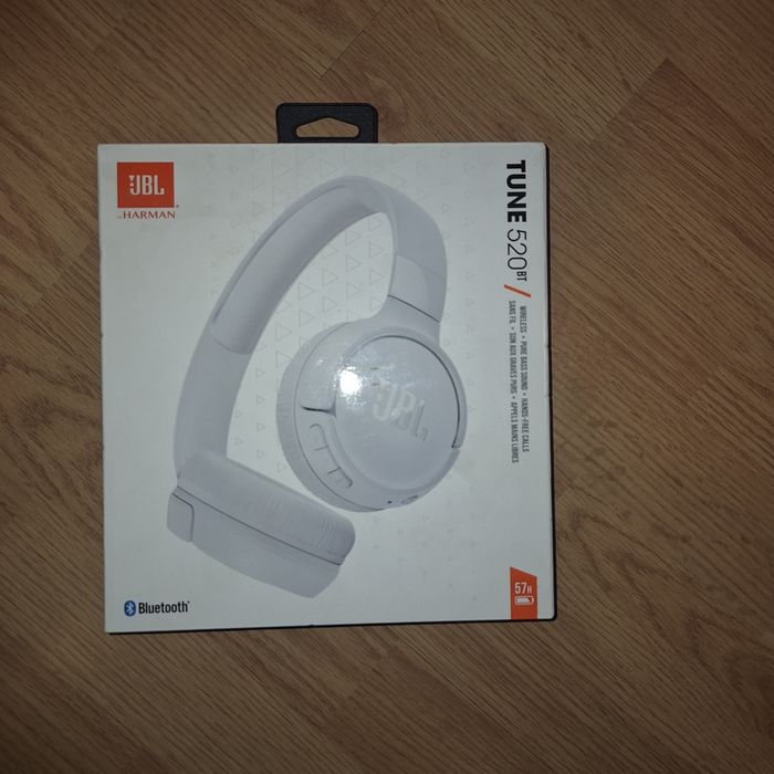 Casti JBL wireless  pure bass sound
