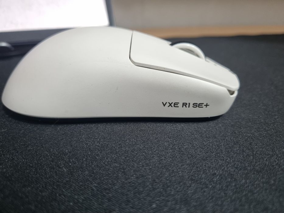мышка vxe r1 se+