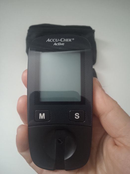 Глюкометр Accu-Chek Active