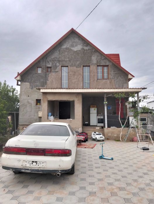 Продам частный 2-х этажный дом