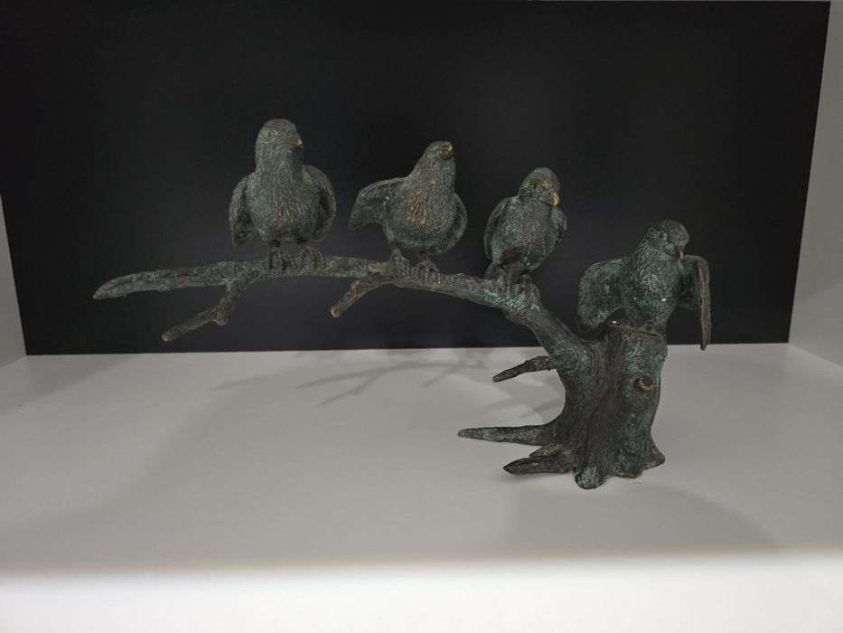 Figura din bronz