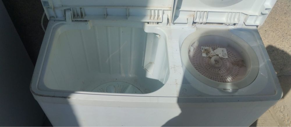 Холодильник и стиральная машина